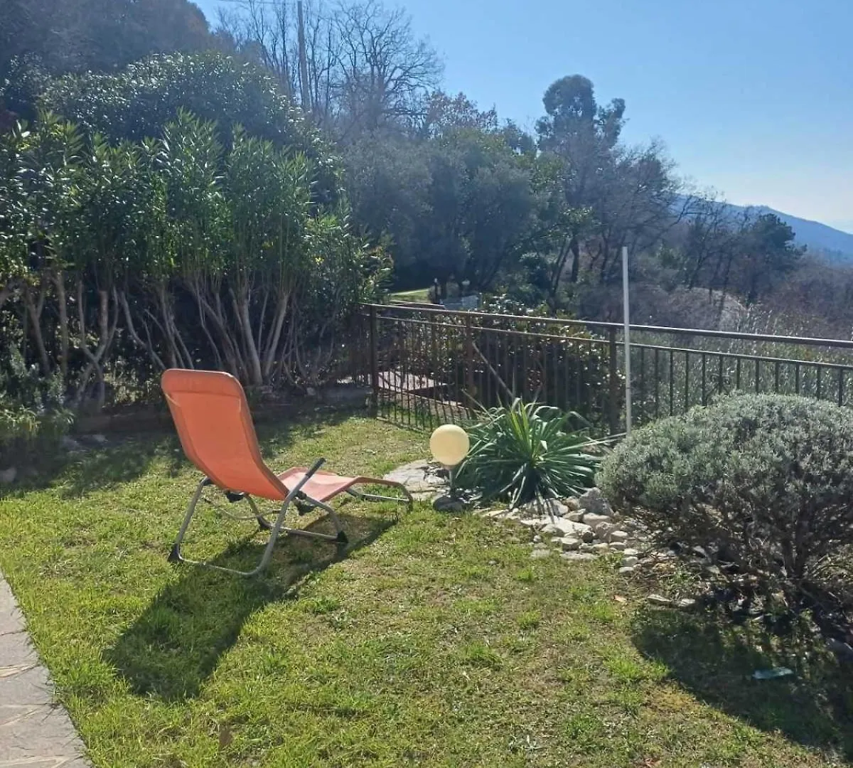 شقة Villa 7 Torri Del Benaco Ac P Vista Lago Giardino