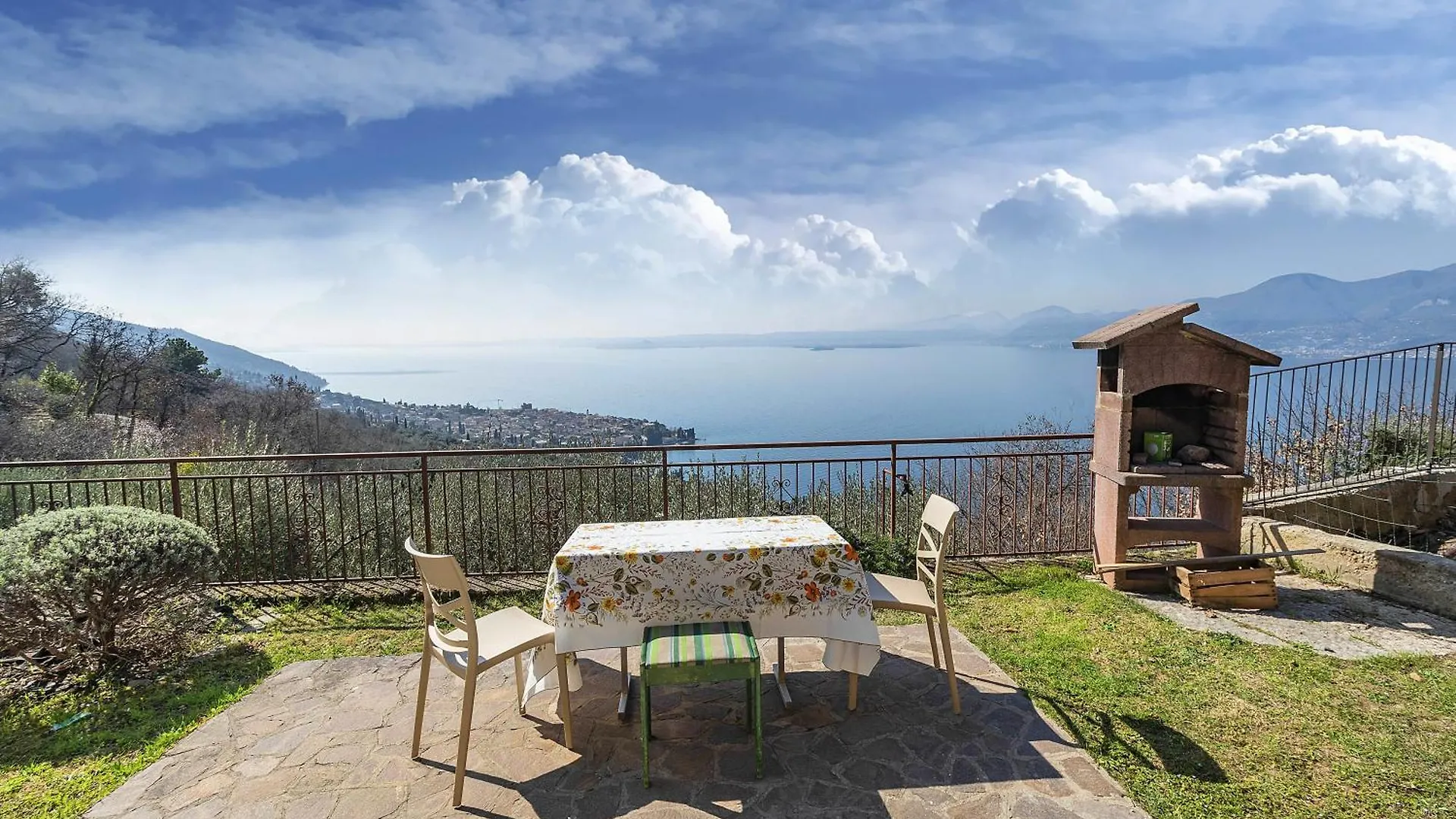 Villa 7 Torri Del Benaco Ac P Vista Lago Giardino