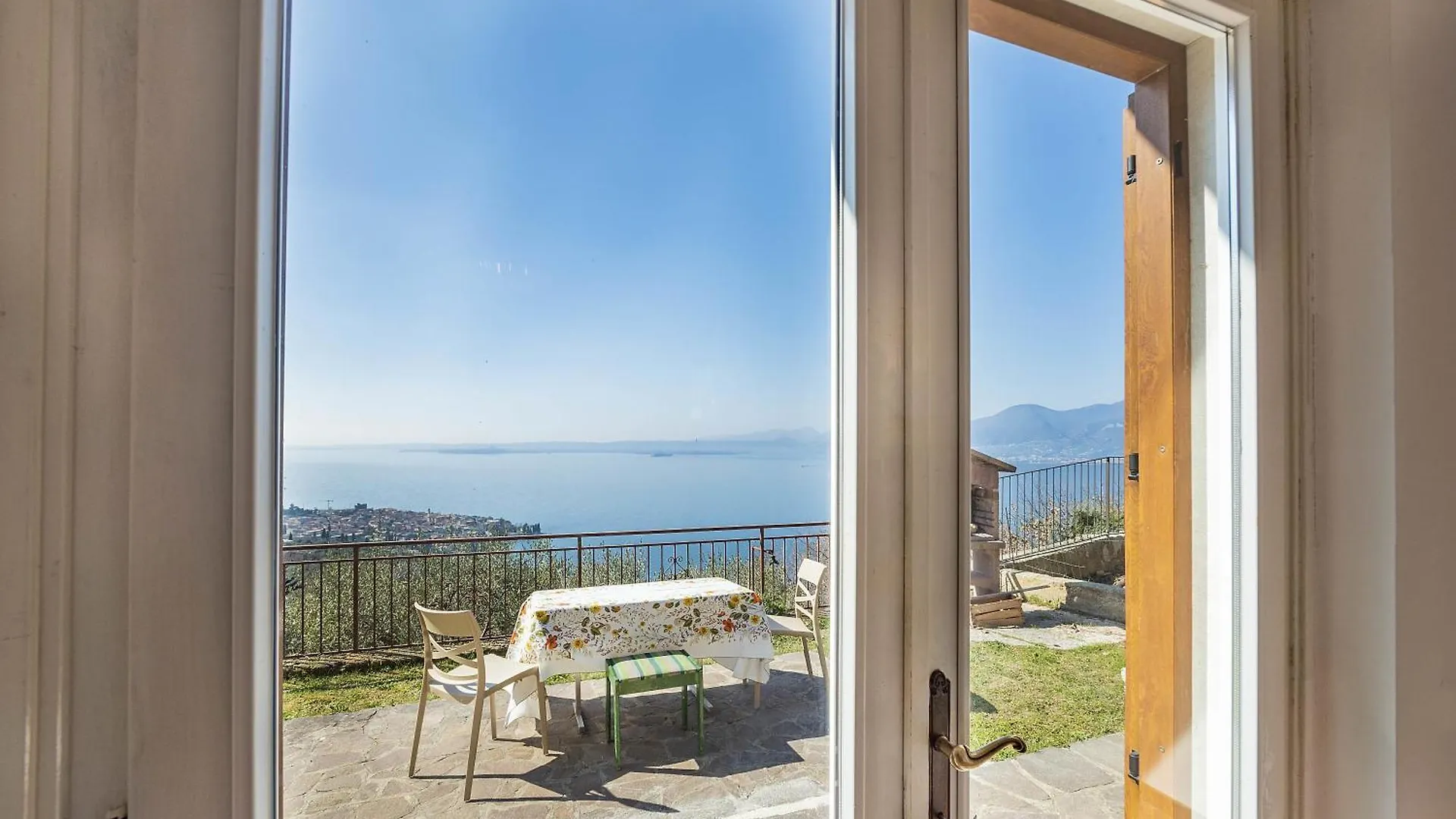Villa 7 Torri Del Benaco Ac P Vista Lago Giardino Italia